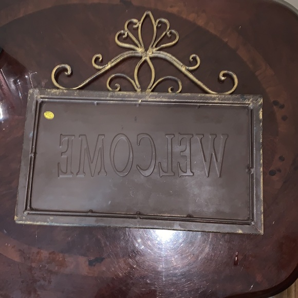 Antiqued welcome sign - Picture 2 of 2